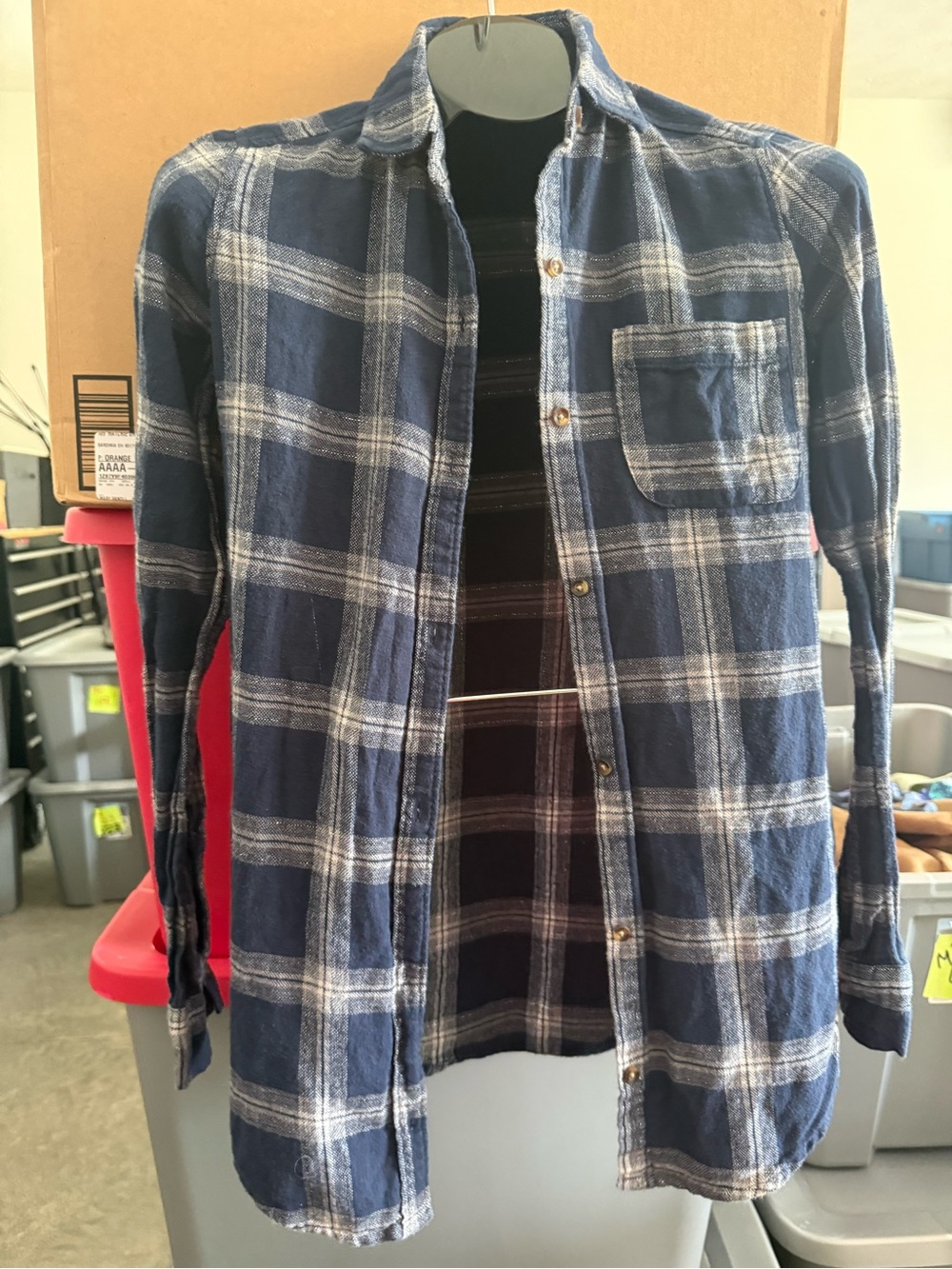 Blue Plaid Button-Up Shirt mp42